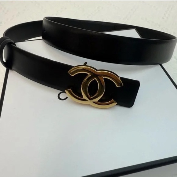 Chanel Black and Gold Women's Belt - Picture 1 of 4